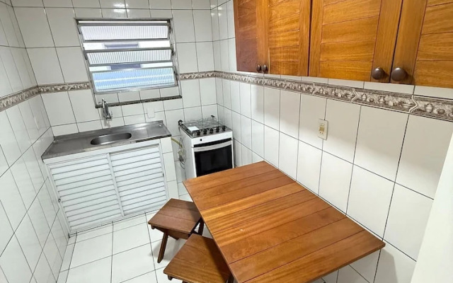 Pé na Areia Praia da Guilhermina IV