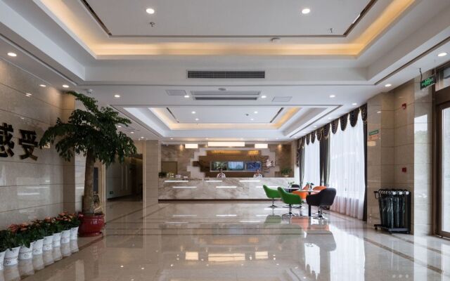 GreenTree Inn Changzhou Zhongwu Avenue Jiangsu University of Techonology Express Hotel
