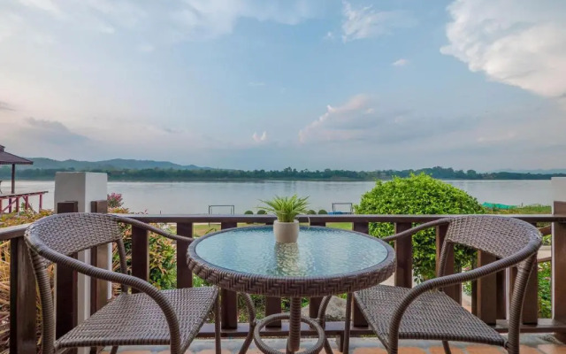 Chiangkhan River Mountain Resort (SHA Extra Plus)