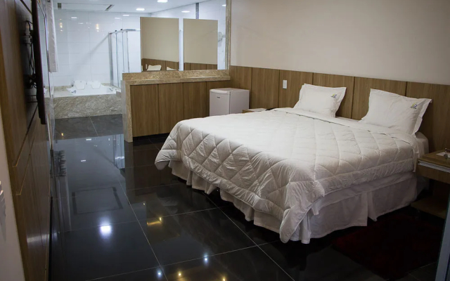 Serata Hotel