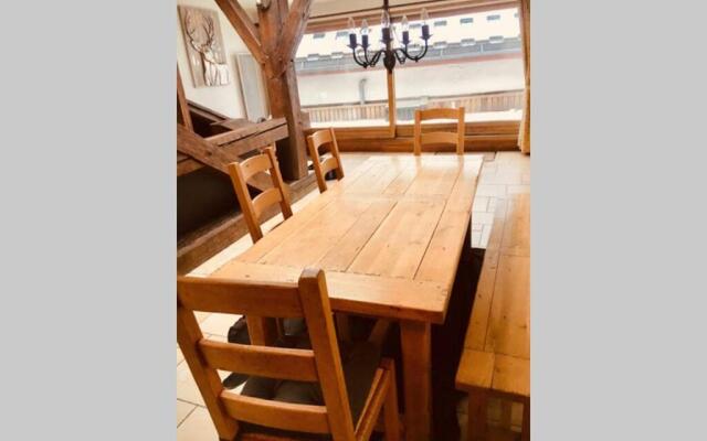 90m2 hypercentre, terrace, next to ski lift