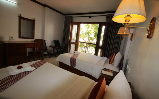 Mom's Guesthouse
