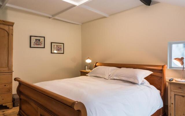 Luxury 3 Bed flat in the centre of Woodstock