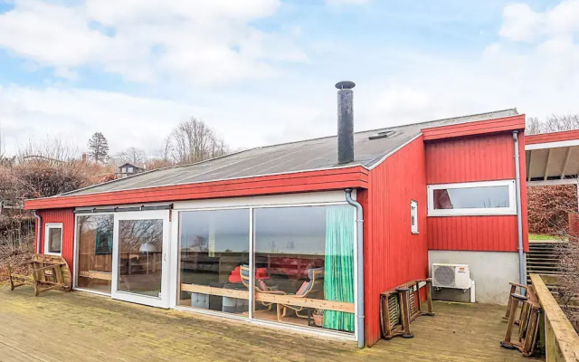 8 Person Holiday Home in Asnaes-by Traum