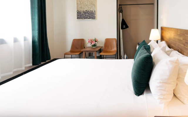 Sydney Wattle Hotel – Guest Rooms – Sydney