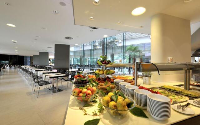 Hotel Mediteran Plava Laguna