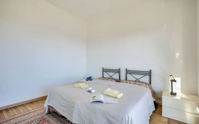 Sofy Apartment- Sea View & Private Parking