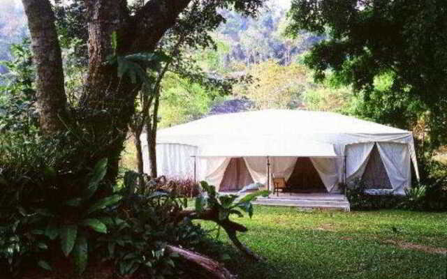 Khao Kheow Es-Ta-Te Camping Resort & Safari