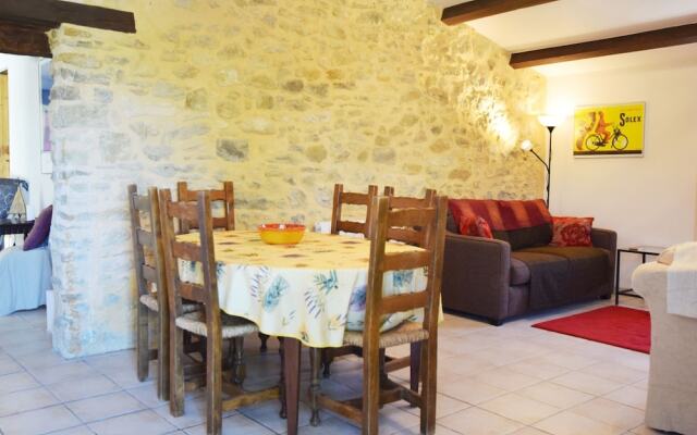 Characteristic Appartement With Swimming Pool, Completely Renovated