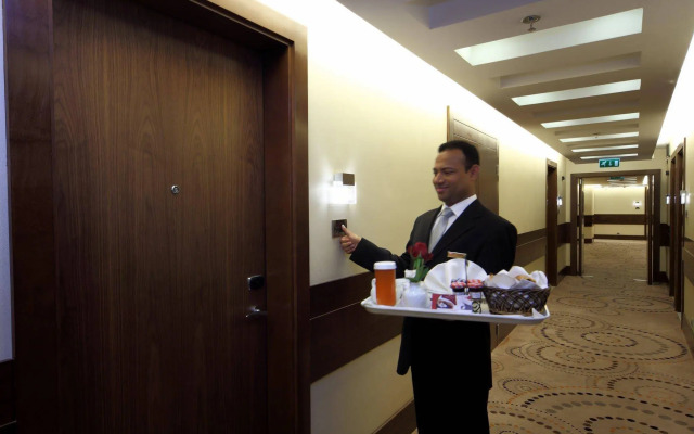 Radisson Blu Hotel and Convention Center, Riyadh Minhal