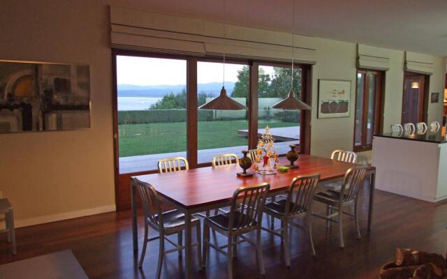 Wellesley Lodge Pukawa Bay