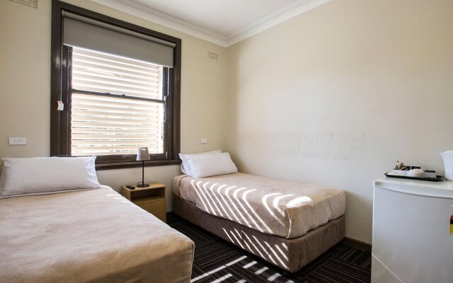 Toongabbie Hotel