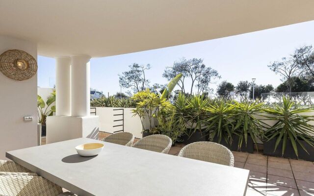 A Perfect Stay - Bay Royal Apartment 2