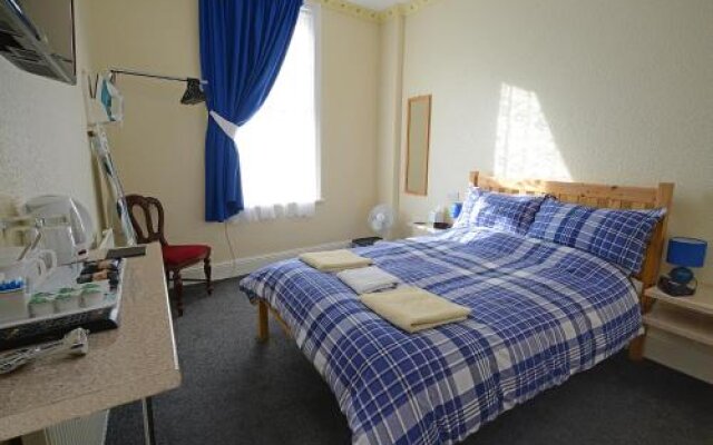 Lynmoore Guest House - B&B