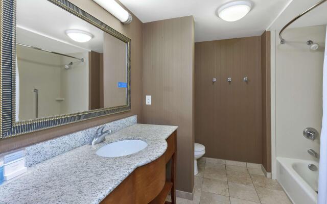 Hampton Inn & Suites Grand Rapids-Airport 28th St