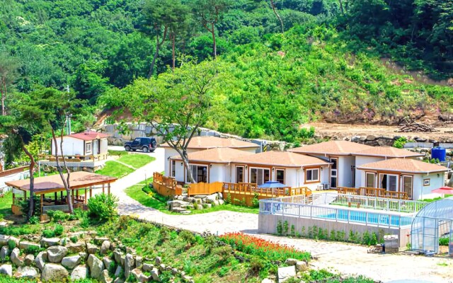 Ganghwa Herb Land Guesthouse