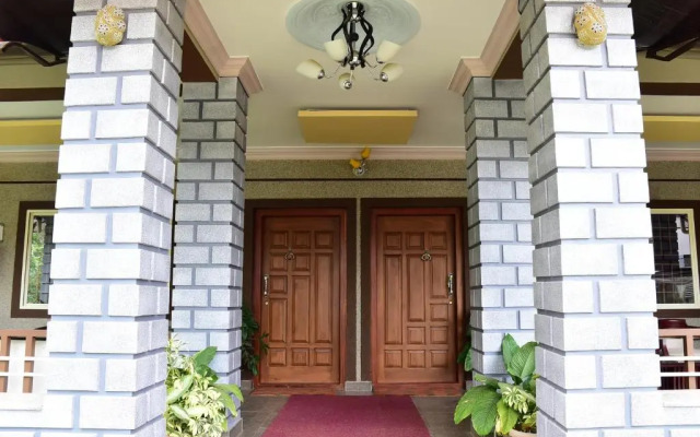 Srinikethana Home Stay with Swimming Pool