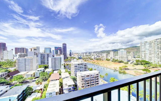 Oahu Royal Garden At Waikiki 1711 Condo