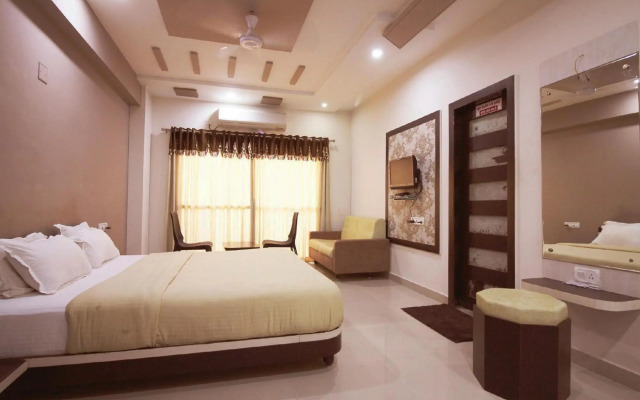 Hotel Rudra Plaza