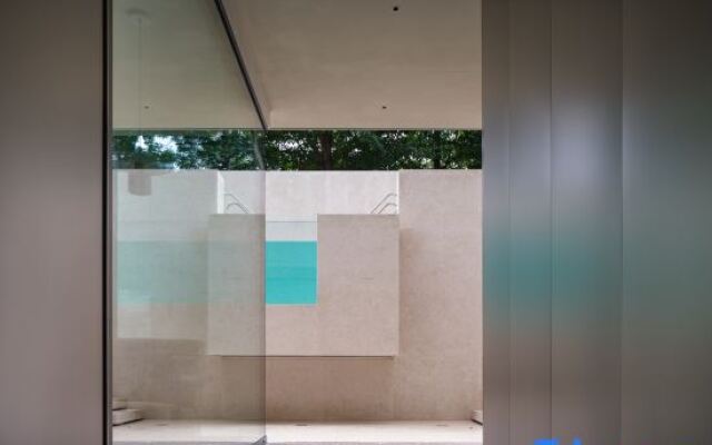 Xianju Chun and Qingxi Homestay