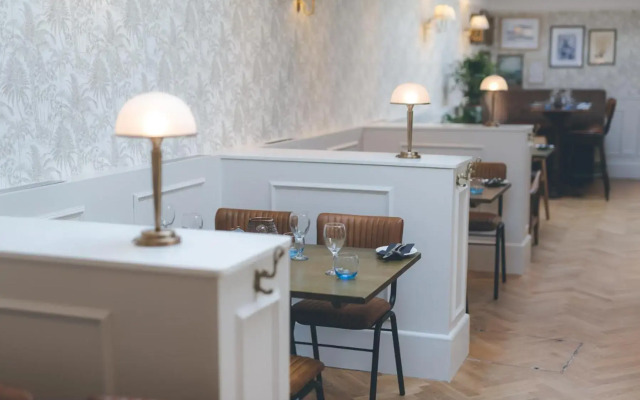 Somerset House Hotel & Restaurant