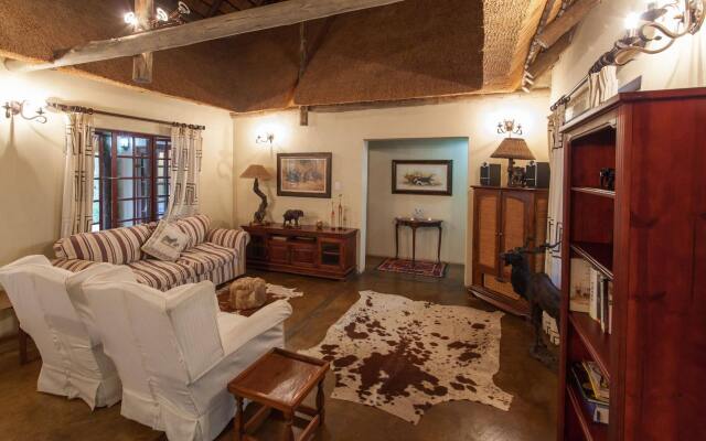 Rhino River Lodge