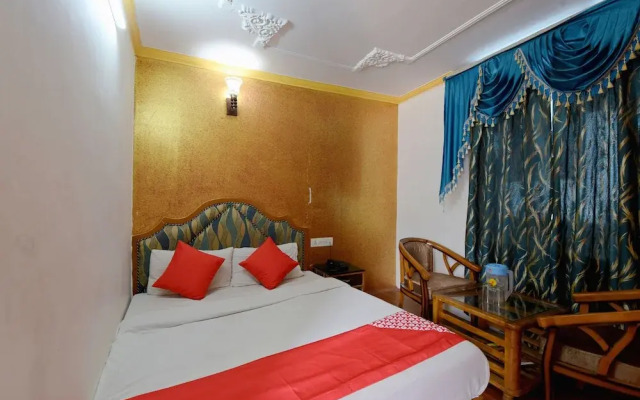 The Paramount Inn by OYO Rooms