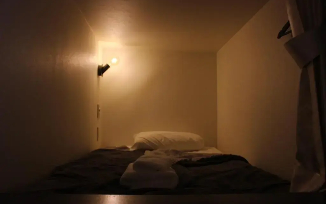 En- Hostel & Café Bar