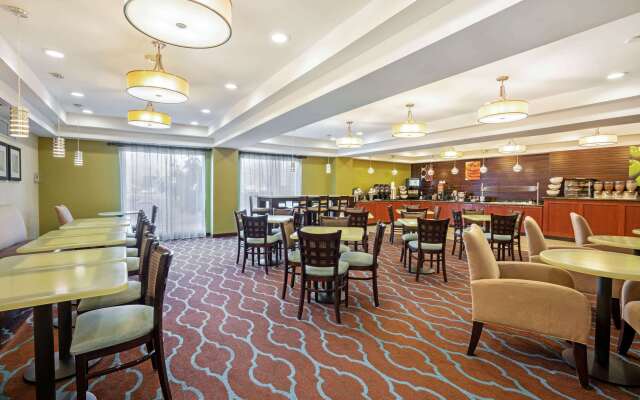 La Quinta Inn & Suites by Wyndham Boise Towne Square