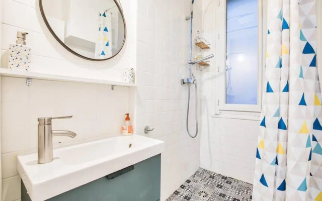 Appartement Lumineux proche de Saint-Lazare - 8P