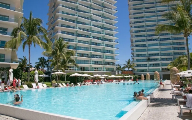 Icon Vallarta