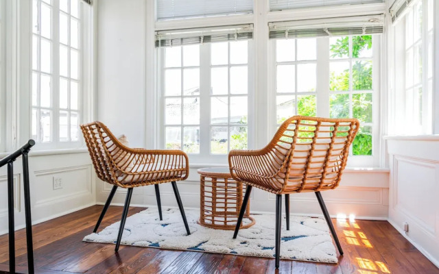 French Quarter Lanaux Mansion B & B