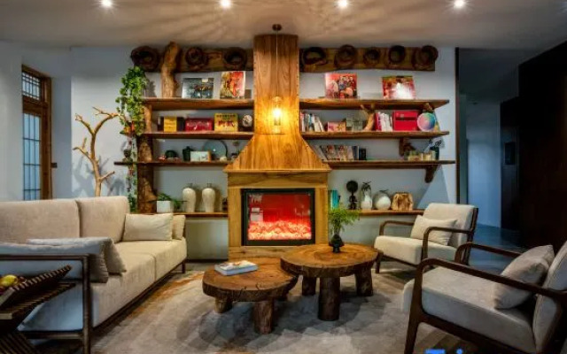 Ruyueheju Villa(Yangshuo Yulonghe Eternal Love Store)