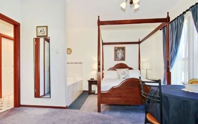 Wine And Roses Bed And Breakfast