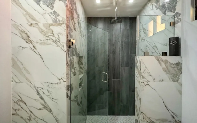 Urban Oasis Apartment 1