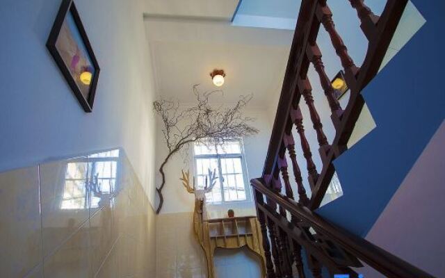 Zuji Youth Hostel