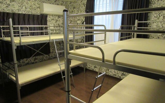 Guest house TIGA - Hostel