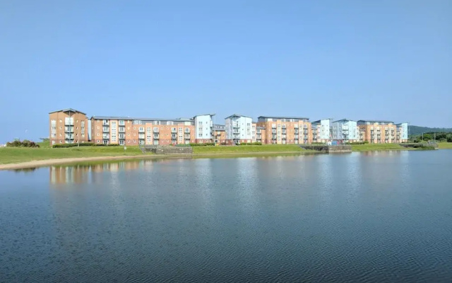 Stylish Coastal Apartments