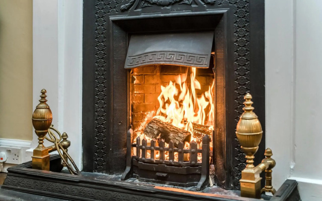 The Old Manse, Loch Ness (highland-escape)