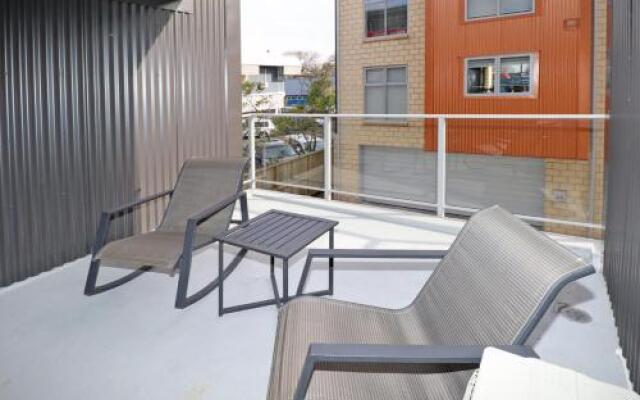 Central Hamilton Apartment on Vialou St