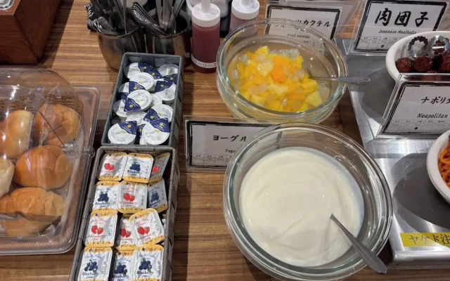 Hotel Crown Hills Goi