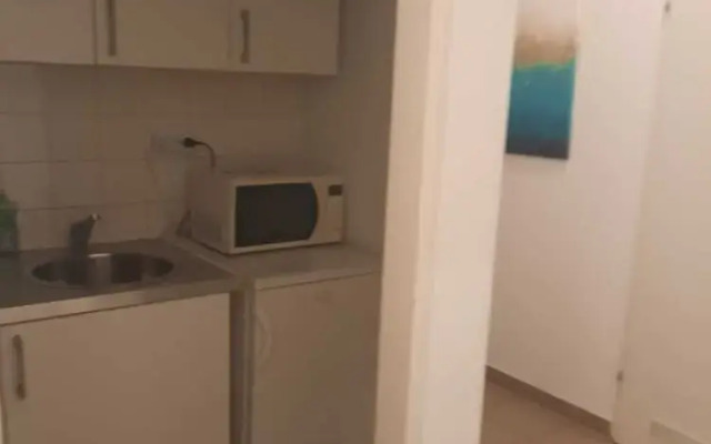 Value 2BR Apt Central City Location