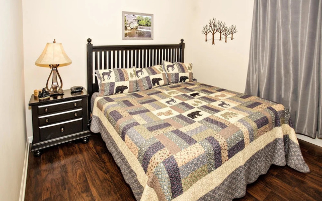 Cedar Lodge 202