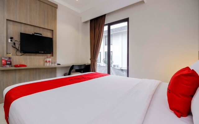 RedDoorz Plus @ TB Simatupang