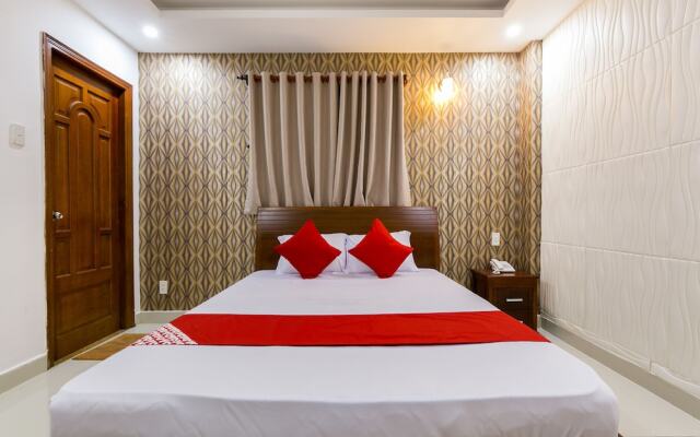 OYO 482 Green Garden Hotel