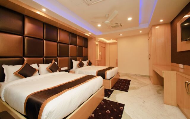 Capital O 8565 Hotel Golden Palace