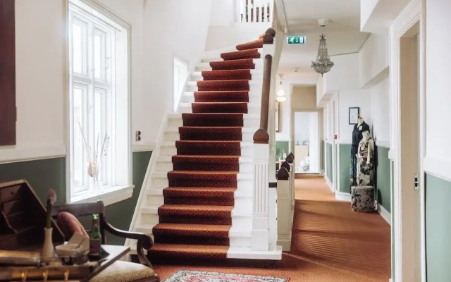 Hotel Lidenlund ved Gitte Bitsch
