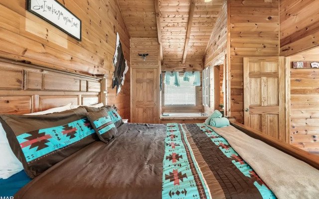 Blackberry Bliss 2 Bedroom Cabin