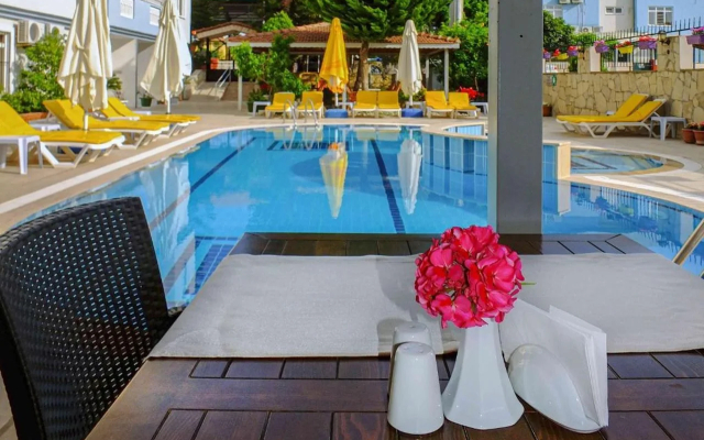 Victoria Princess Hotel