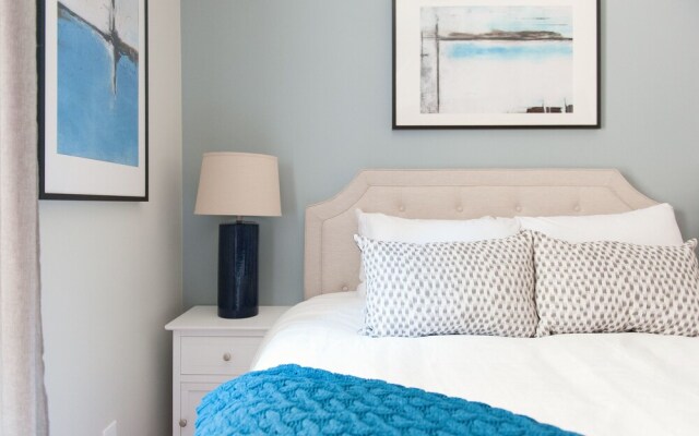 Sophisticated 4BR in Lincoln Park by Sonder
